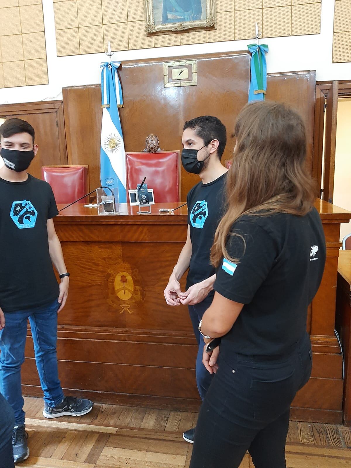 Fueron recibidos por los miembros de la Comisión de Labor Deliberativa.