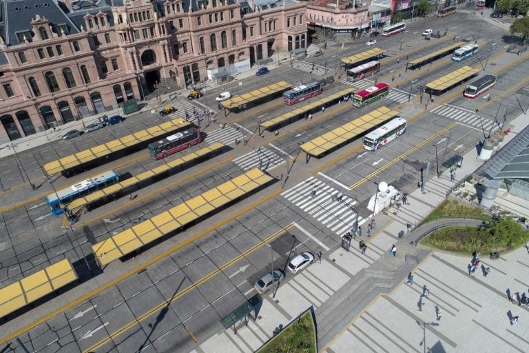 Postales de la ciudad de Buenos Aires en cuarentena total. (Clarín)