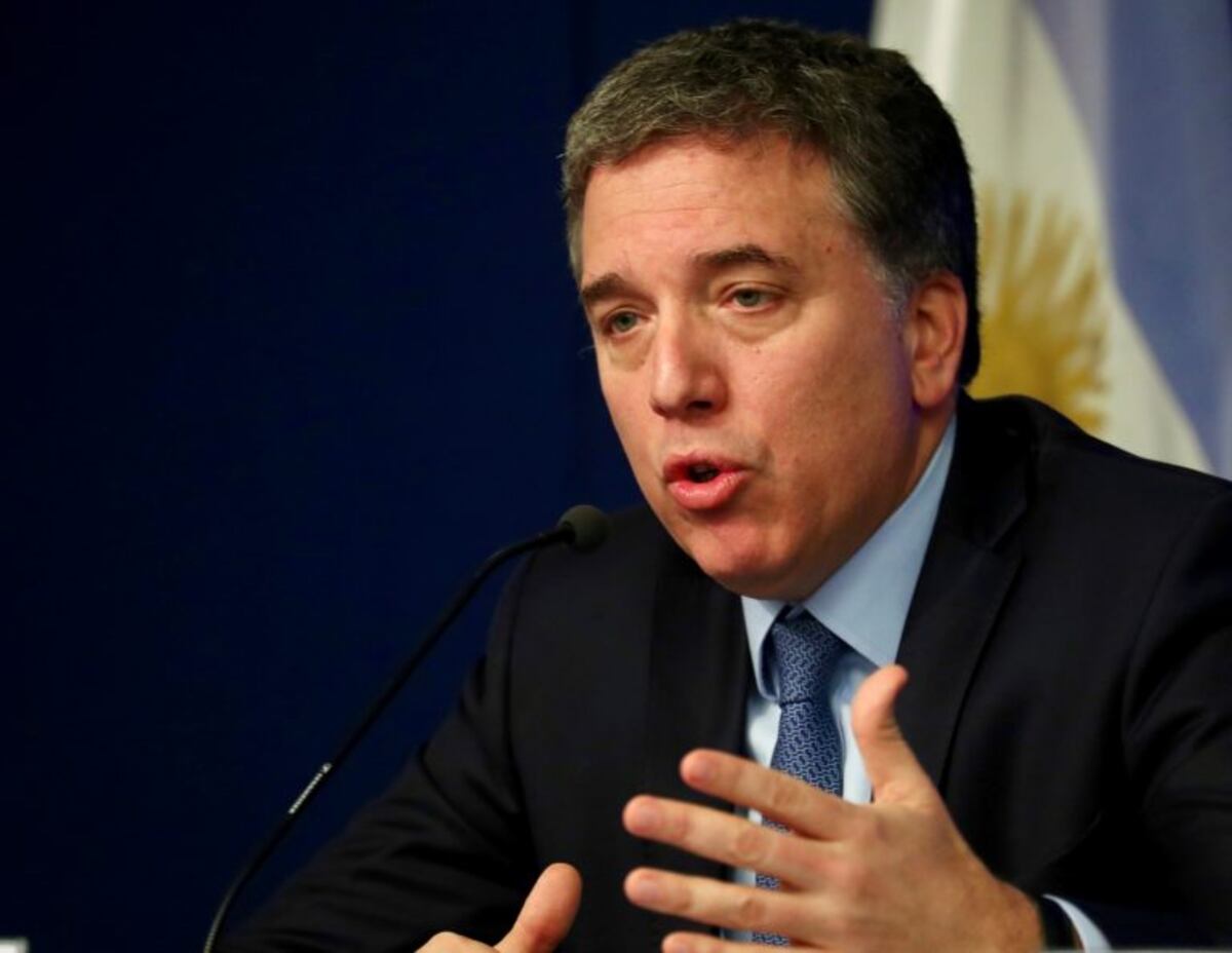 Nicolás Dujovne: "Hemos decidido llegar al equilibrio fiscal en 2019"