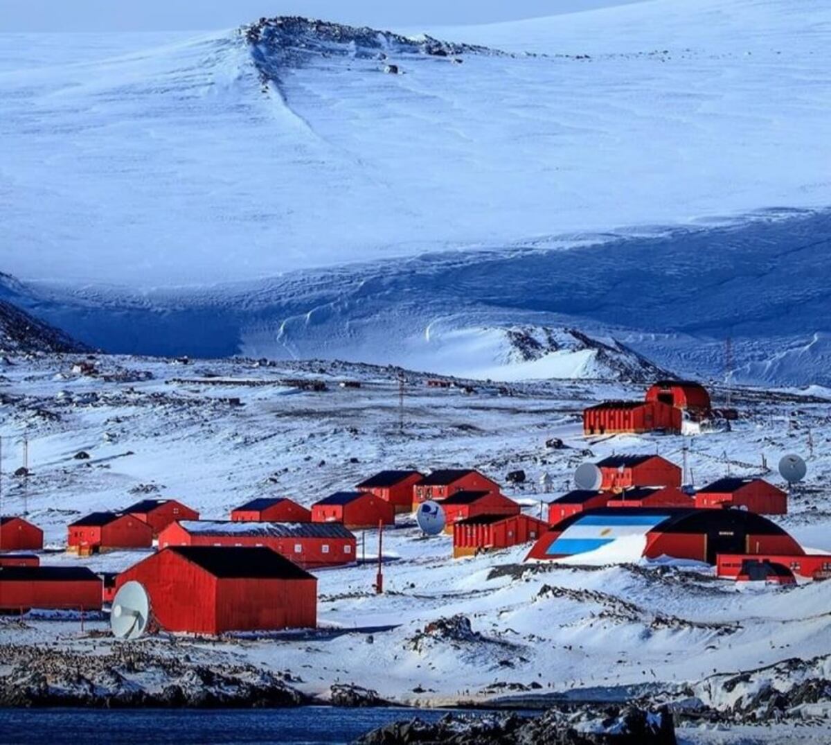 No al cierre de la Escuela Antártica N° 38