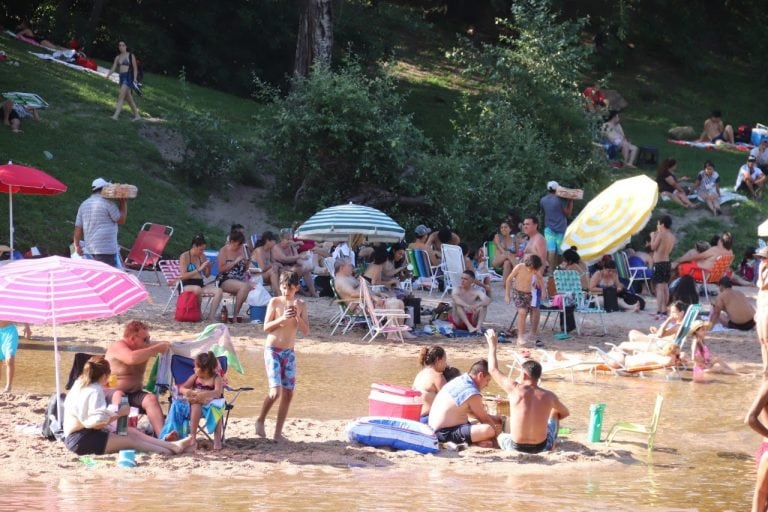 Todos los balnearios con gran afluente de gente.