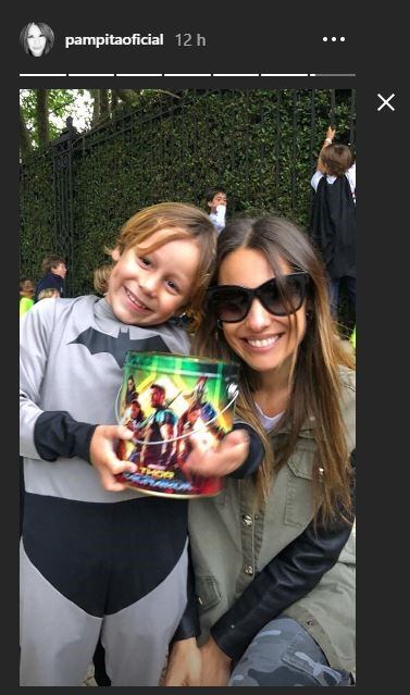 Pampita celebró una fiesta de superhéroes junto a sus hijos