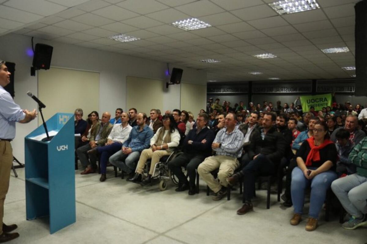 Capitanich aseguró que es necesario construir consensos para recuperar la industria