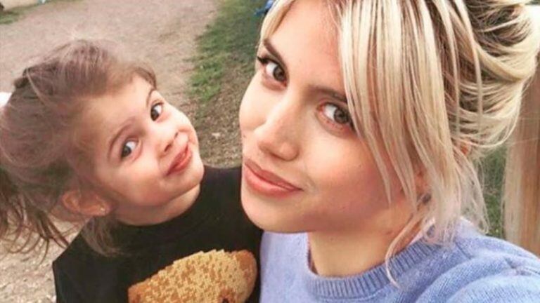 Wanda Nara compartió fotos de su hija Francesca como modelo