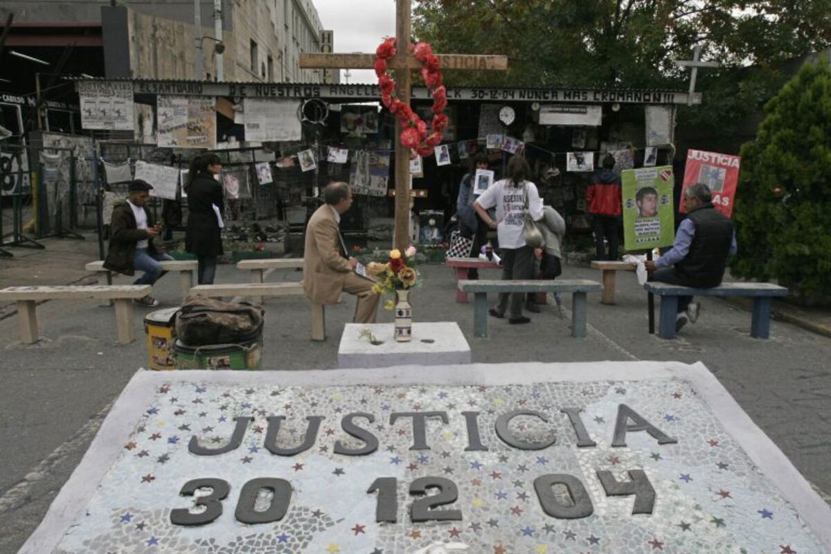 A 15 años de Cromañón: homenajearon a las víctimas en el Obelisco y en Once