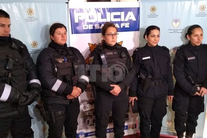 Mujeres policías le salvaron la vida a un bebé que no respiraba. (LT10)