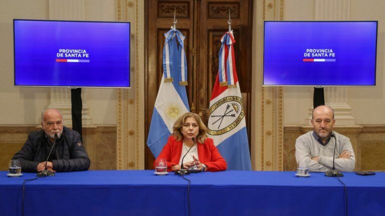 Conferencia de prensa de Martorano, Perichón y Caruana