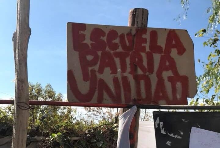 Patria Unidad se llama la escuela del pequeño.