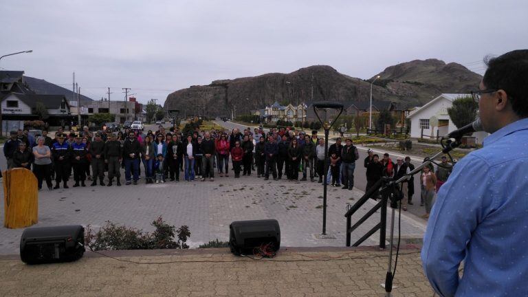 Homenaje al primer intendente de la localidad de El Challtén