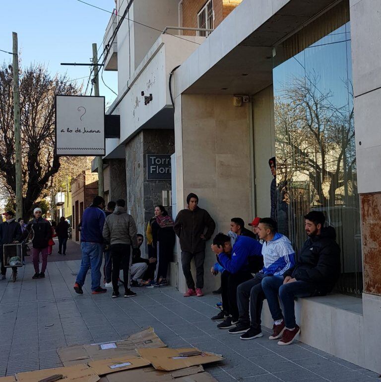 Investigan muerte de un joven caido de un edificio en el macrocentro de Río Cuarto