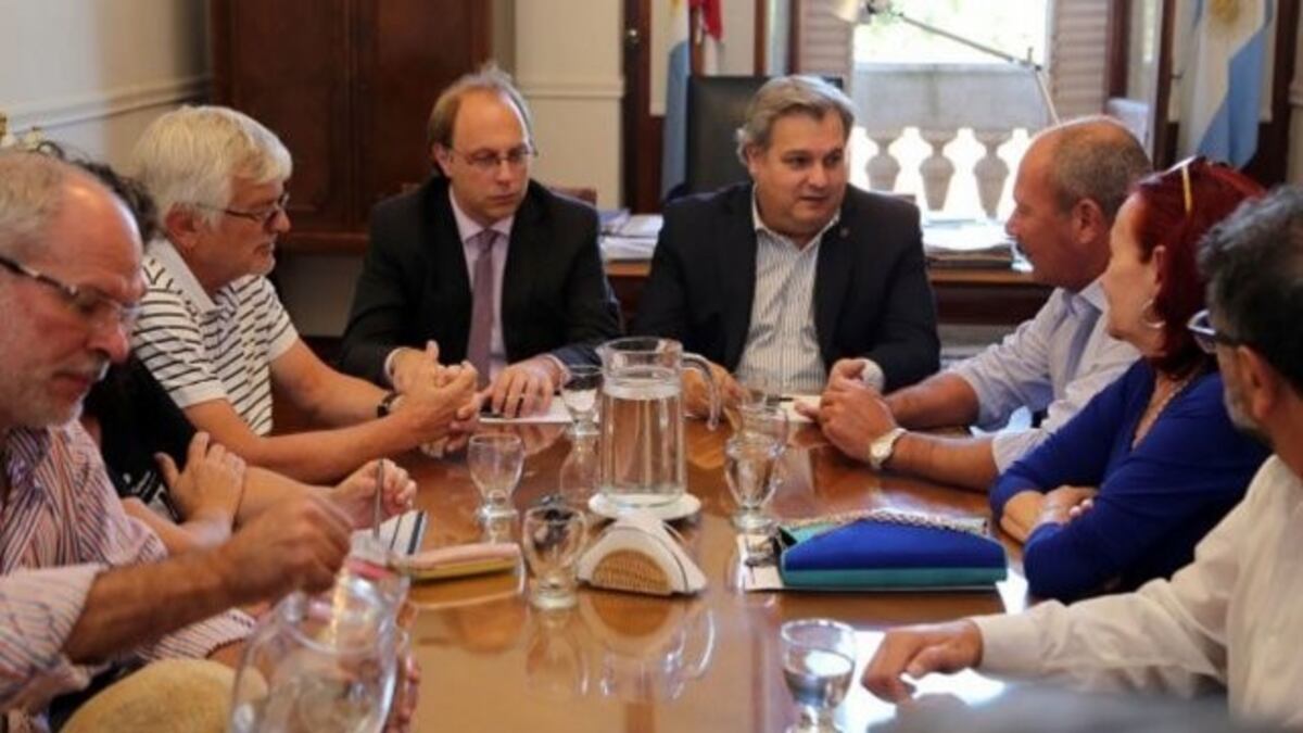 La Provincia descartó el pago del bono de fin de año a empleados públicos
