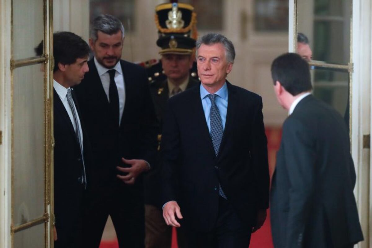 El Gobierno oficializó la extensión por seis meses de la deuda de corto plazo