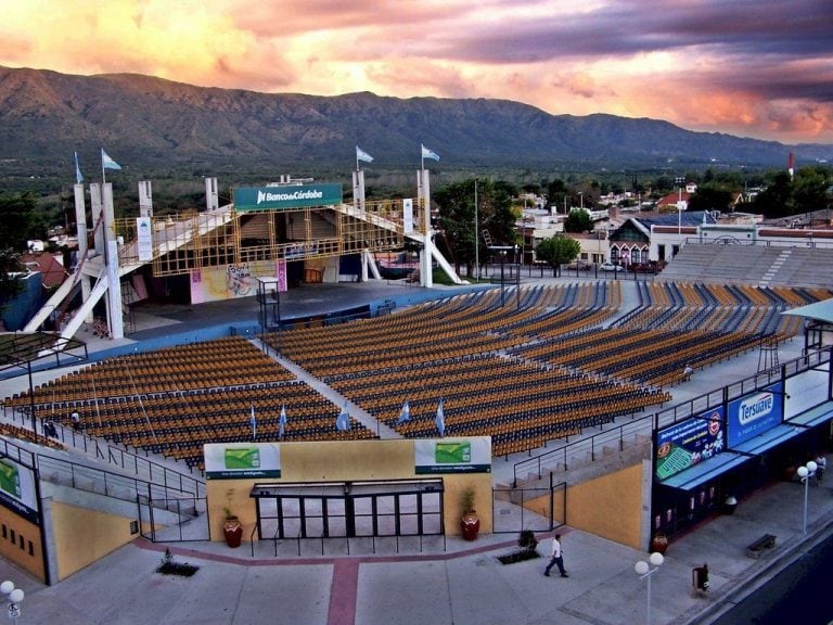 La Plaza Próspero Molina en Cosquín.