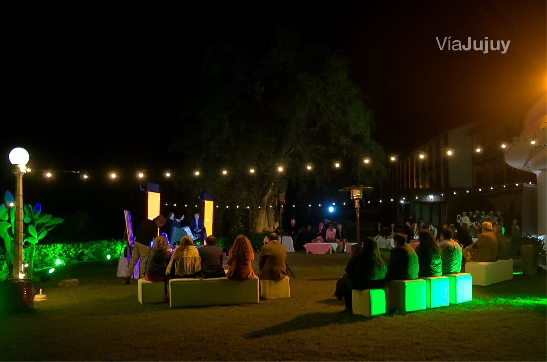 Escenografía del evento itinerante de Vía Jujuy en Hotel Altos de la Viña.