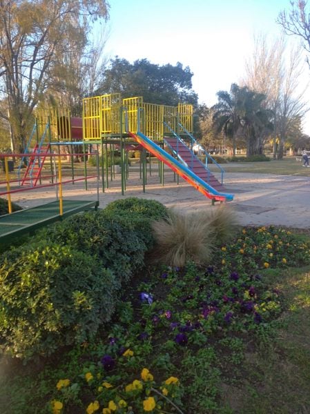 Pujato: El parque Julián Bustinza cobró vida (Facebook de Daniel Quacquarini)