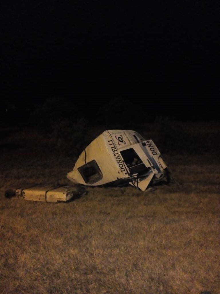 El conductor que chocó fue trasladado al Hospital San Luis.