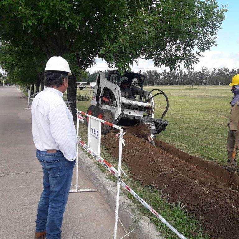 Cespal Arroyito comenzó con las tareas de conexion a la nueva estación reductora