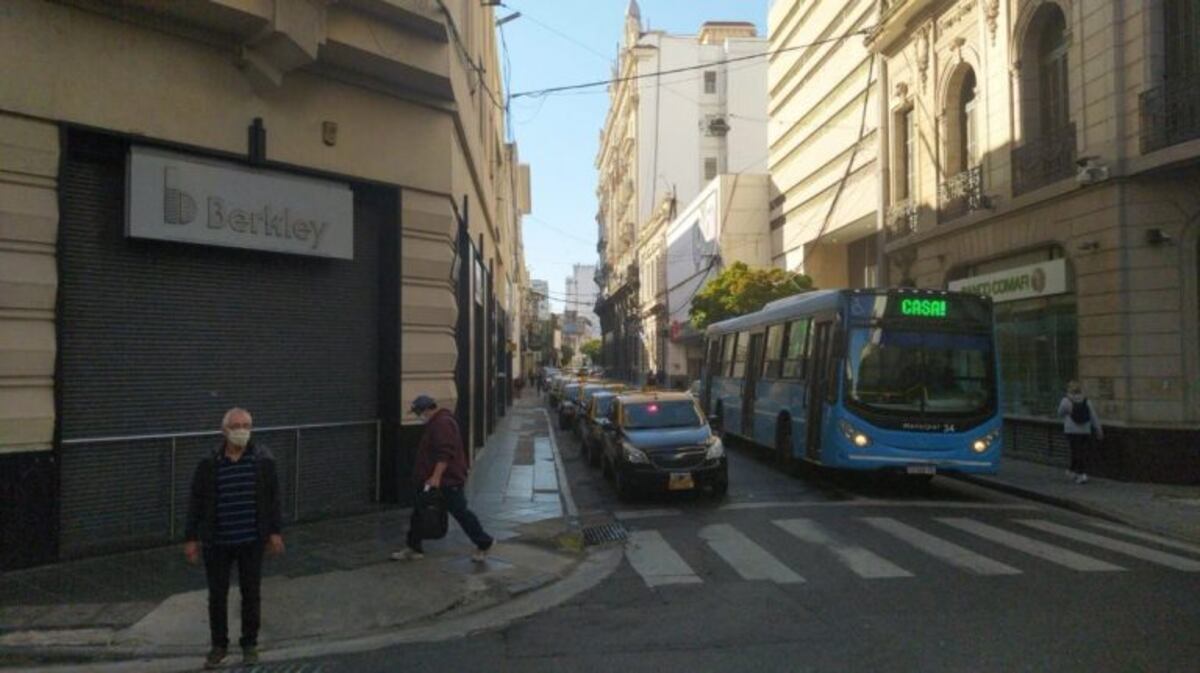 Descartan habilitar salidas recreativas en las grandes ciudades de Santa Fe