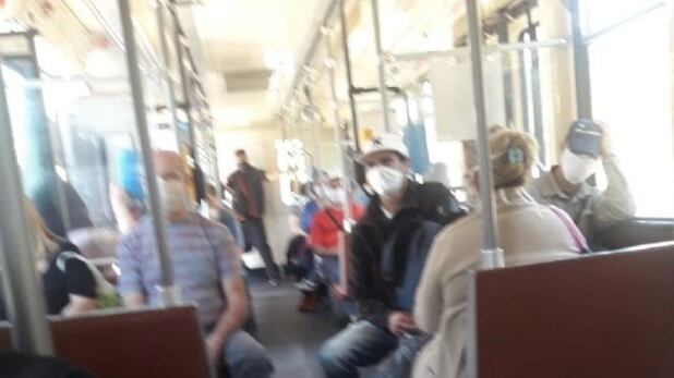 Así se viaja en el metrotranvía en mendoza.