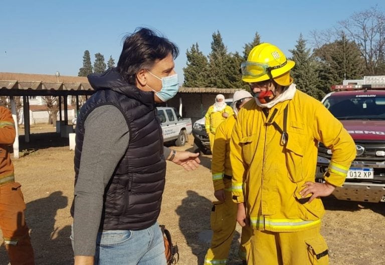 Ministro de Seguridad, Alfonso Mosquera en la base operativa en Cosquín. (Foto: Gobierno de Córdoba).