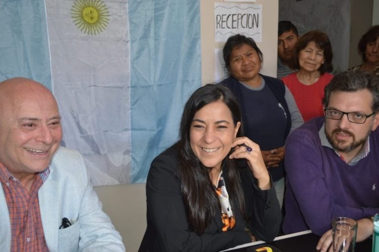 Carlos Cantero, Carolina Moisés y Federico Noro, al anunciar la visita de Daniel Filmus a Jujuy.