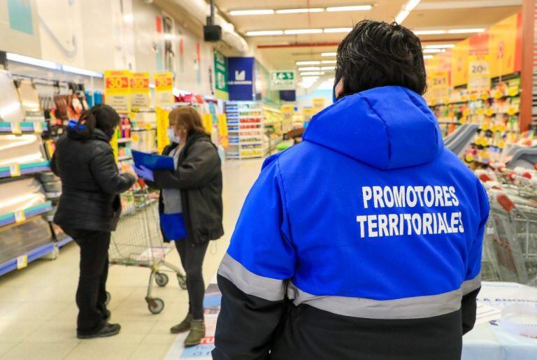 Comenzó el operativo de búsqueda de personas sintomáticas en supermercados.