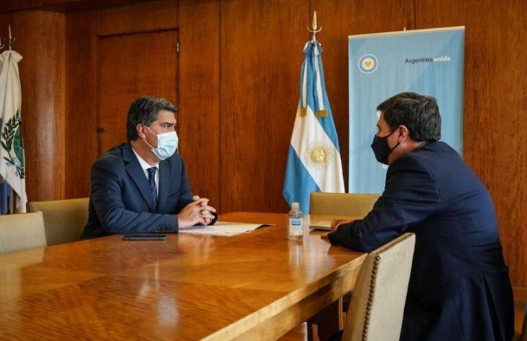 Meoni y Capitanich proyectaron la renovación de terminales de ómnibus de larga distancia