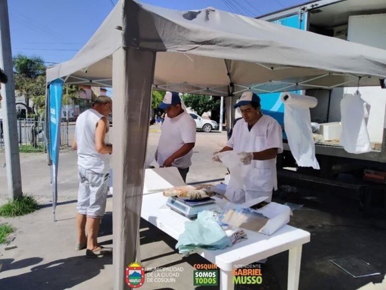 "Pescado para Todes" recorrió diferentes localidades de Punilla. (Foto: Municipalidad de Cosquín).