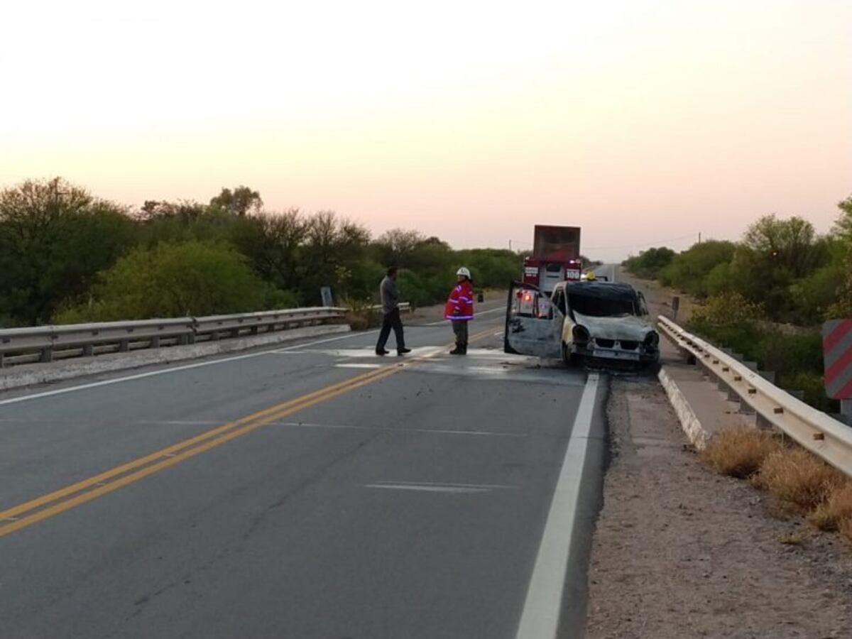 Olta: Mujer muere carbonizada tras incendiarse una camioneta del Ministerio de Salud