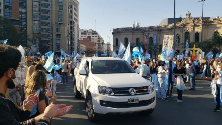 Así es el banderazo en Córdoba.