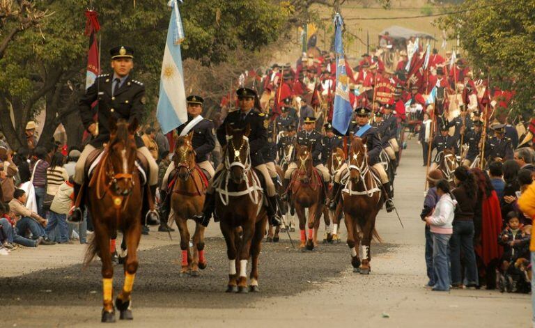 Desfile en honor a GÜemes