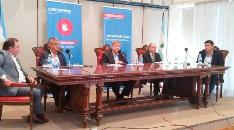 El anuncio de las nuevas excepciones, en la conferencia de prensa de este miércoles (Vía Santa Rosa)