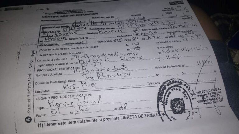 El certificado de defunción de Amarilla, muerte violenta por shock hipovolemico. Fuente: Vía País.