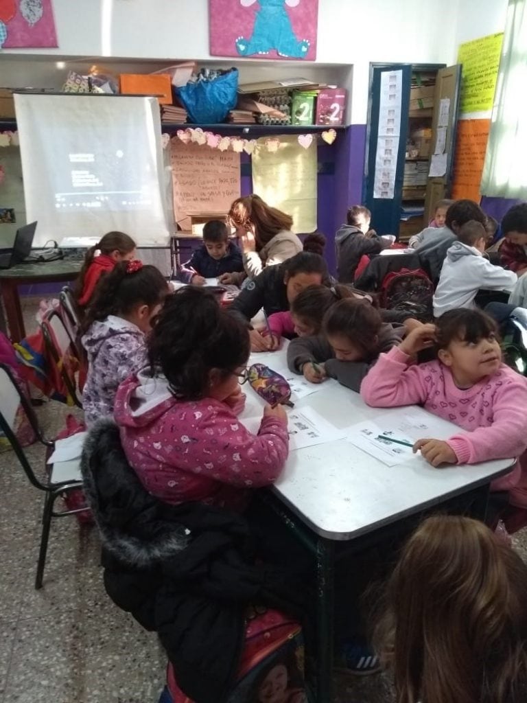 Escuela República Italiana recibe al Dispensario N° 6 de Alta Gracia