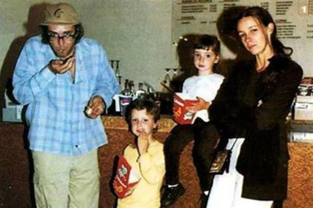 Cerati junto a sus hijos.