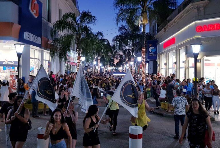 " Centro comercial a cielo abierto" 2018
Crédito: Vía Gchú