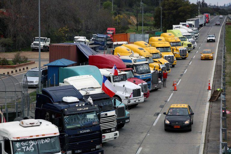 Huelga de camioneros en Chile. (AFP)