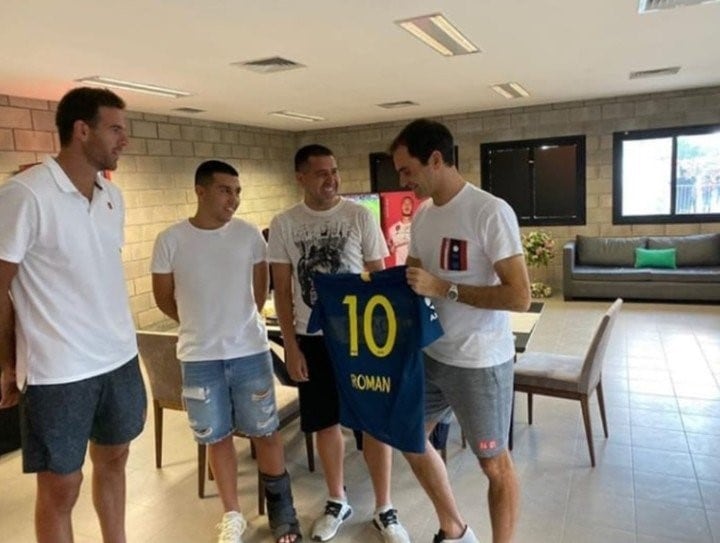 Roger Federer y Román Riquelme (Foto:TyCSports)