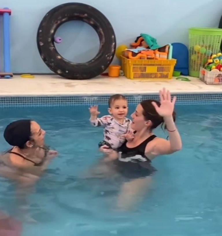 Mica Viciconte y su hijo Luca