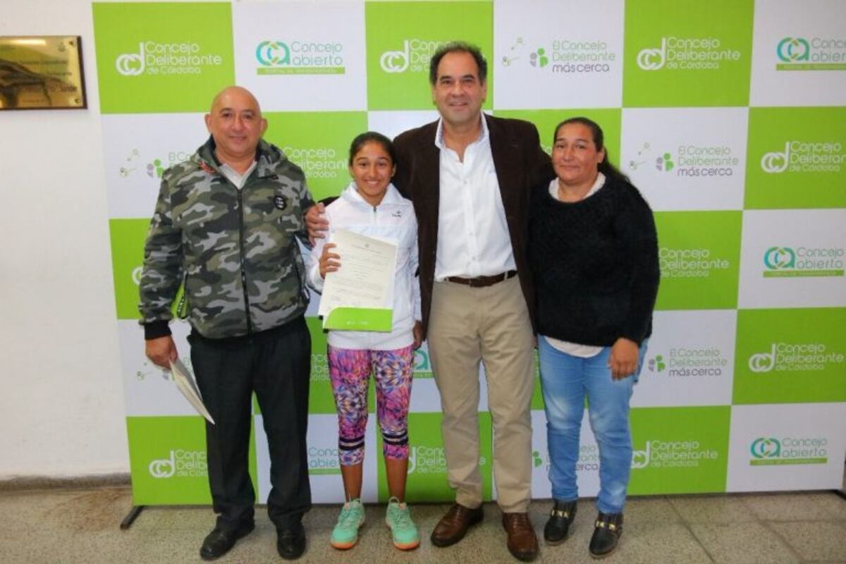 Distinguen a la tenista cordobesa número uno en la Argentina