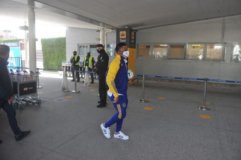 Frank Fabra podría volver a la defensa en Boca. (Foto Clarín)