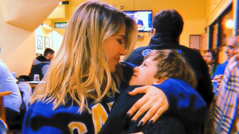 Jimena Barón y su hijo Momo Osvaldo (Foto: Instagram/ @baronjimena)