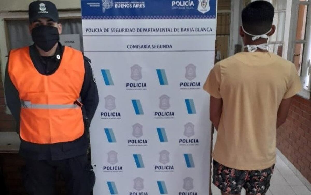 Arrestan a un joven por robos en el macrocentro