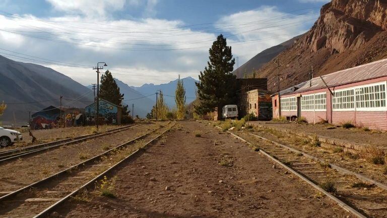 El Ferrocarril fue fundado por Juan y Mateo Clark.