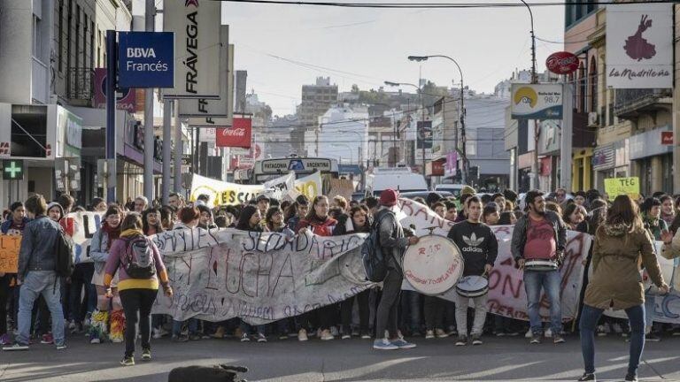 Las calles céntricas de la ciudad recibirán nuevamente a los estudiantes reclamando