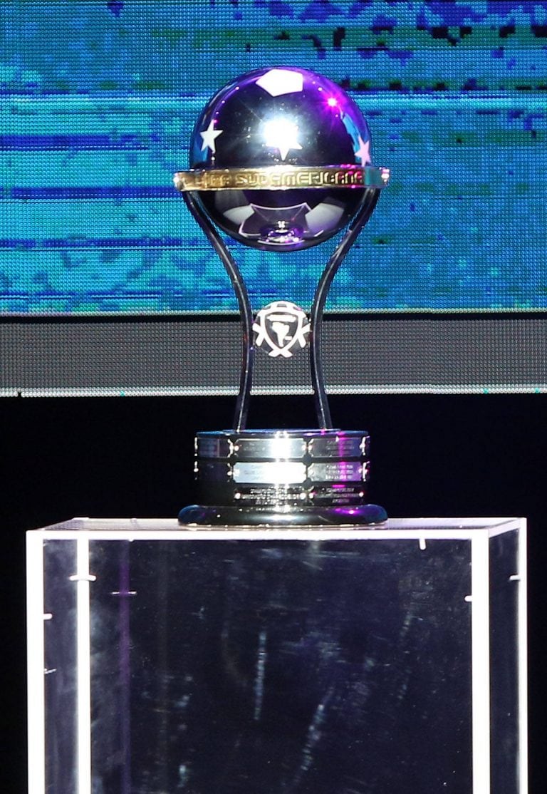 Evalúan que la B Nacional asigne una plaza a la Copa Sudamericana. Foto: EFE.