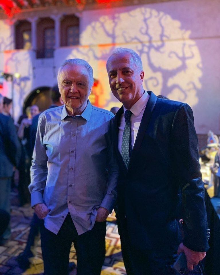 "Lo mejor de la noche fue hablar con el ganador del Óscar y leyenda del cine, Jon Voight, acompañando a su hija Angelina en el estreno de su película! ‬" , contó Marley (Foto: Instagram/ marley_ok)