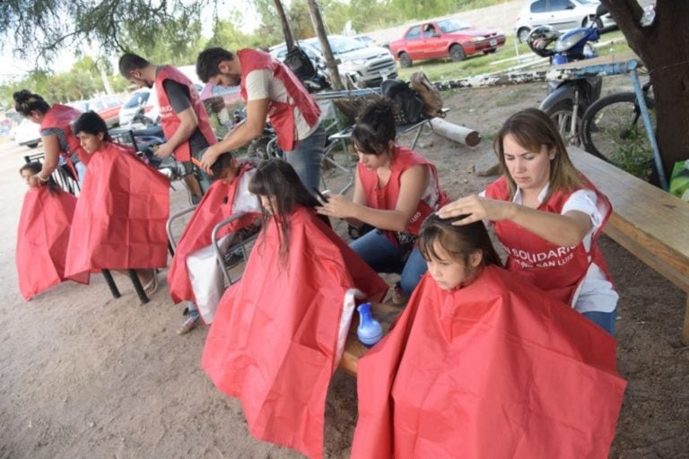 Brigada de Peluquería de San Luis. Foto: El Diario de la República.