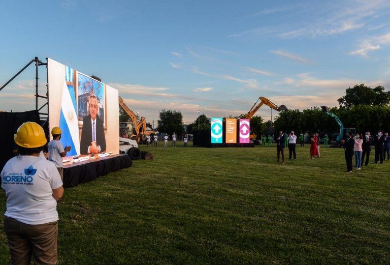 El presidente Alberto Fernández participó del anuncio de obras de infraestructura ferroviaria para los municipios bonaerenses de Merlo, Morón y Moreno. (Foto: Presidencia)