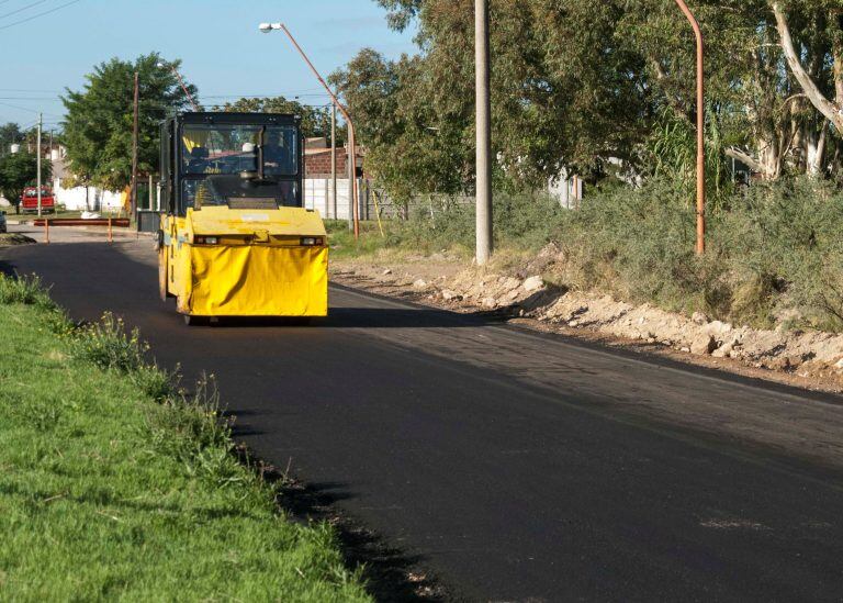 Punta Alta: pavimentación calle Alem